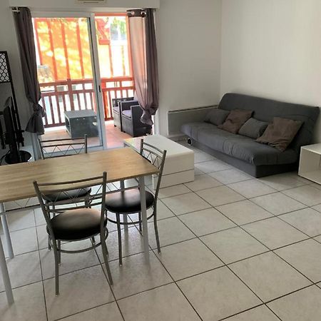 Appartement Equipe Tout Confort Cambo-les-Bains Exterior foto