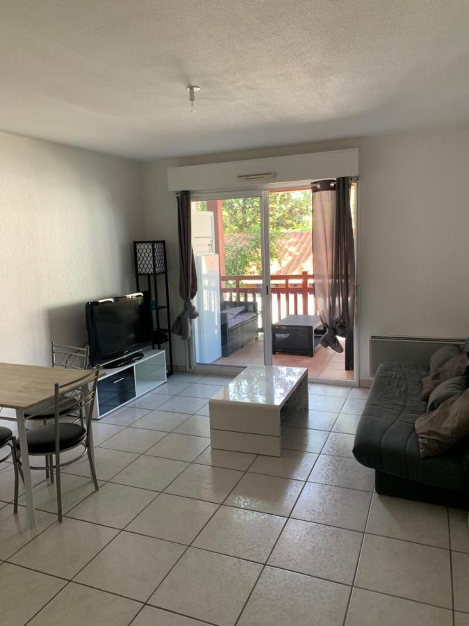 Appartement Equipe Tout Confort Cambo-les-Bains Exterior foto